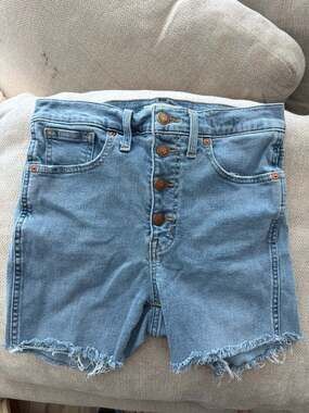 Madewell High-Rise Button-Front Raw Hem Denim Shorts